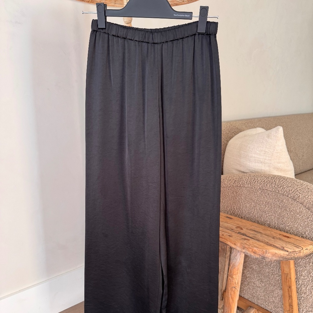 JENNI KAYNE BLACK DEMI PANTS - Picture 3 of 4